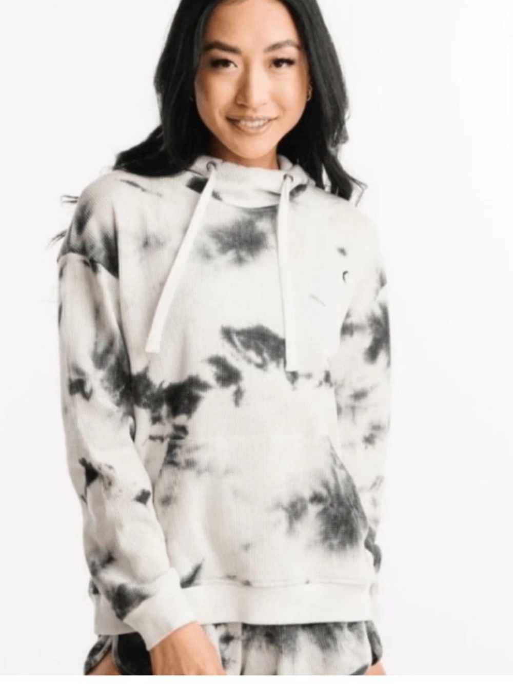 ZYIA White Tie Dye Waffle Knit Pullover/ Hoodie/ woman’s XL